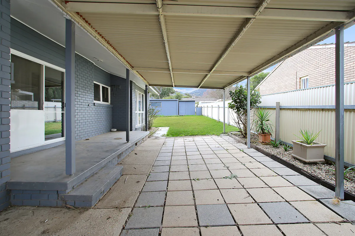 10 Algona Road — photo 6 of 8