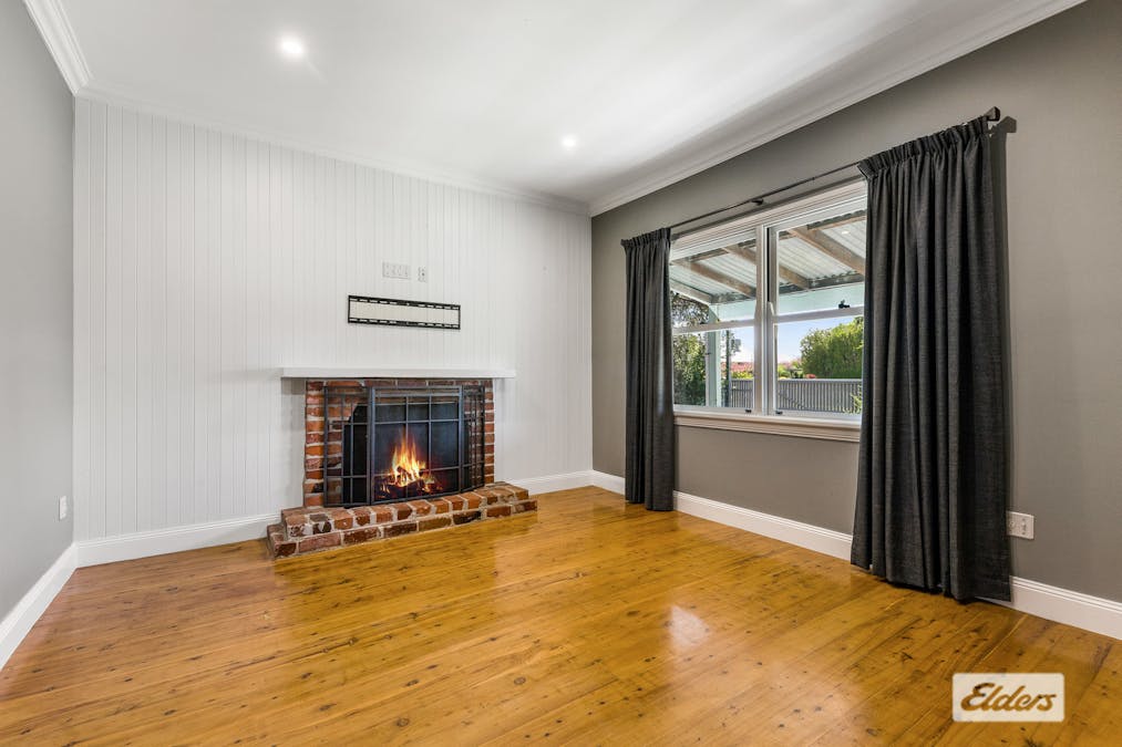11 Gordon Street, Wodonga, VIC, 3690 - Image 3