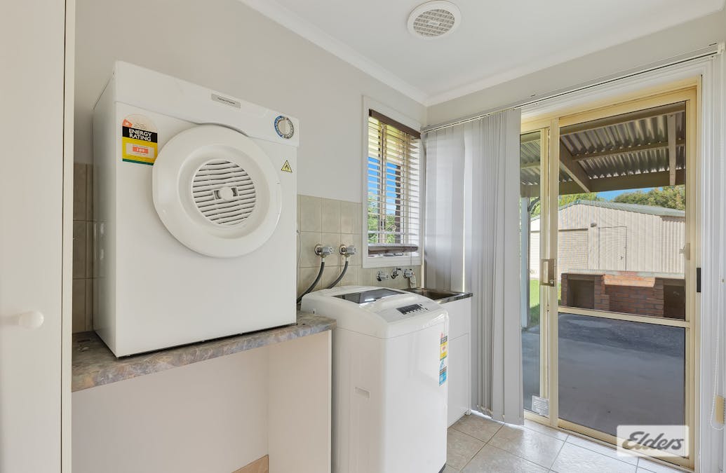 2 Canary Court, Wodonga, VIC, 3690 - Image 11