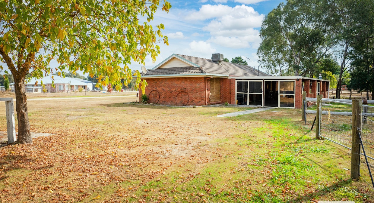 53 Skerry Street, Chiltern, VIC, 3683 - Image 16