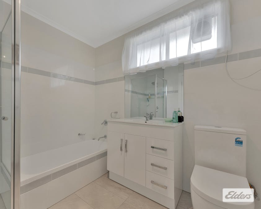 20 Russell Street, Howlong, NSW, 2643 - Image 14