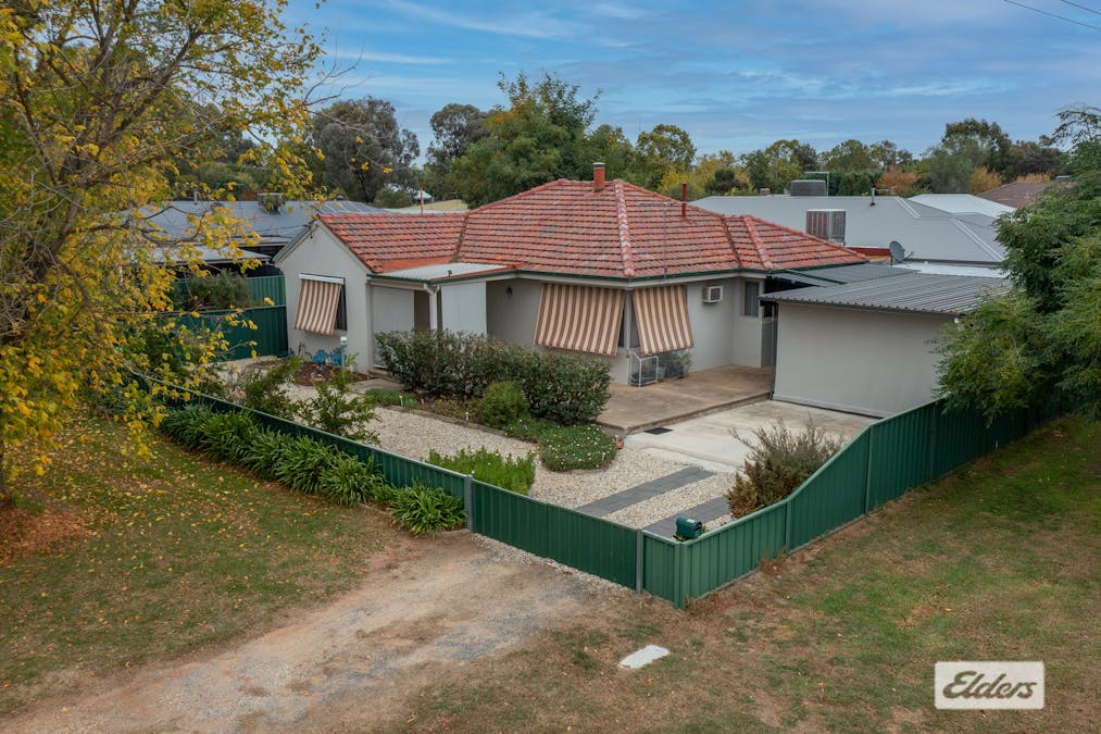 20 Russell Street, Howlong, NSW, 2643 - Image 1
