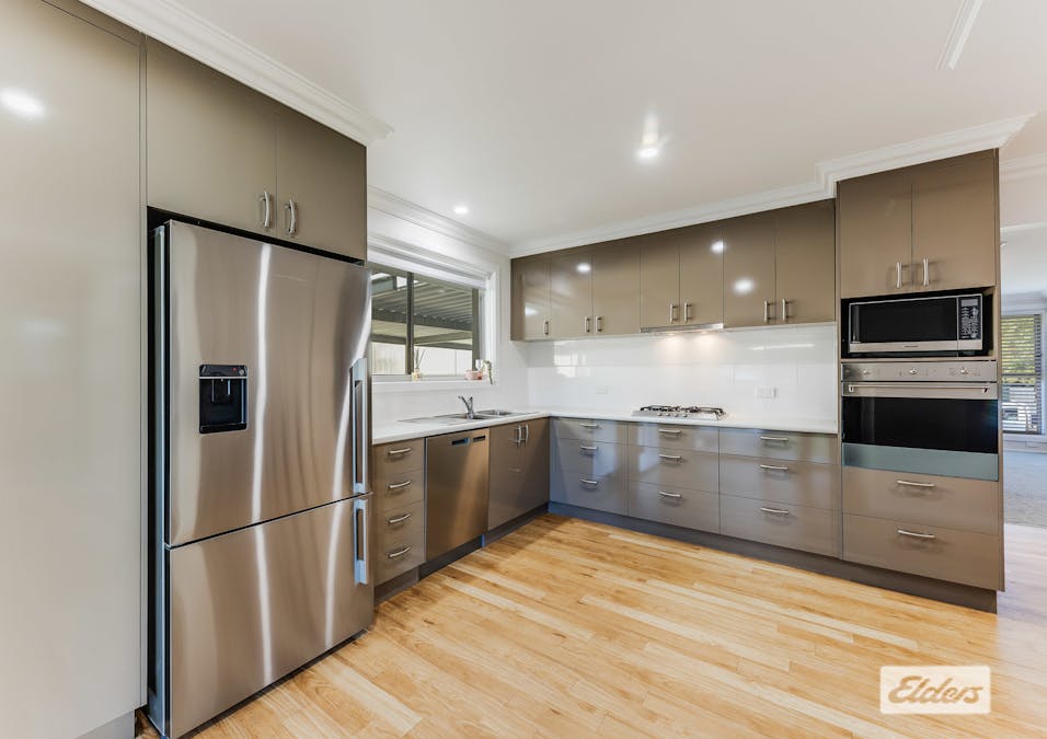 17 Wornes Drive, Wodonga, VIC, 3690 - Image 5