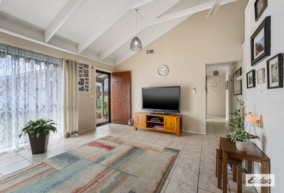 2/425 Bevan Street, Lavington, NSW, 2641 - Image 9