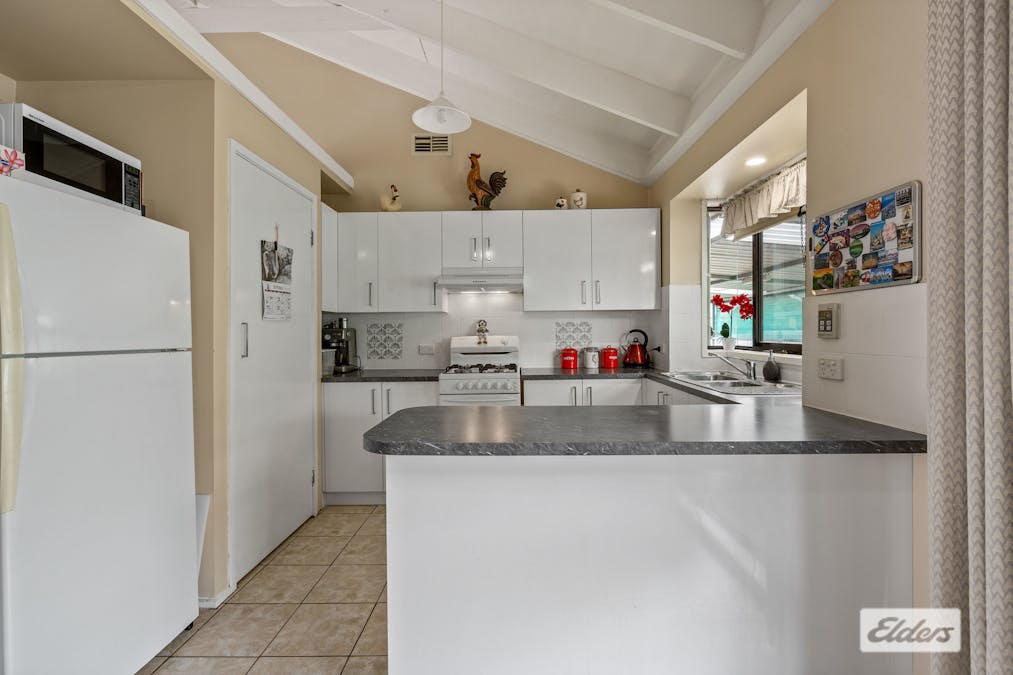2/425 Bevan Street, Lavington, NSW, 2641 - Image 6
