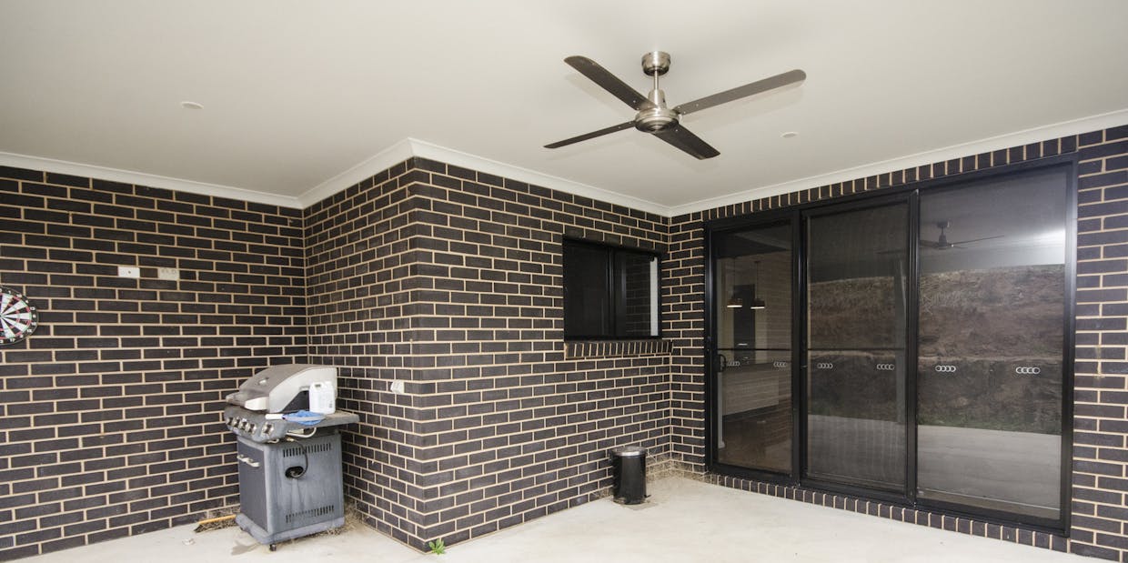 8 Anglesey Street, Wodonga, VIC, 3690 - Image 18