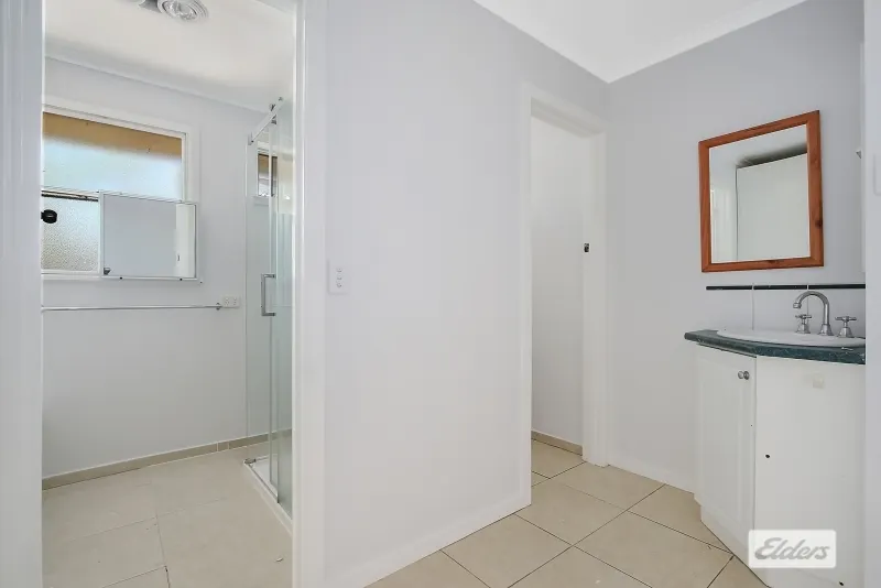 49 Anderson Street — photo 5 of 7