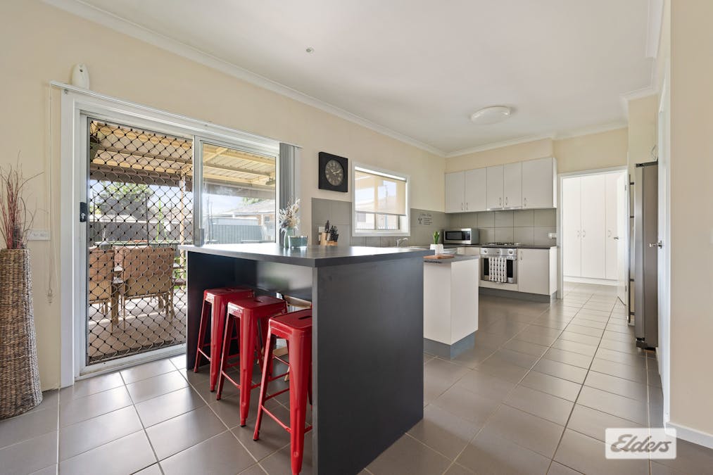 6 Lowanna Street, Wodonga, VIC, 3690 - Image 6