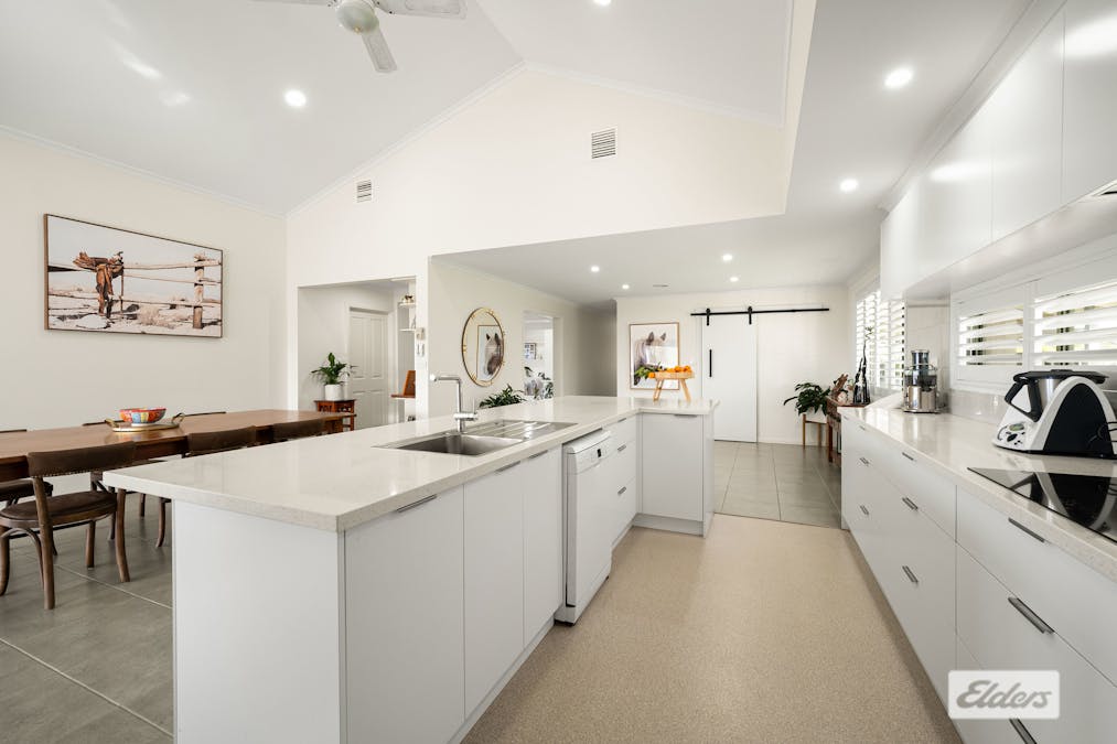 1055 Table Top Road, Table Top, NSW, 2640 - Image 34