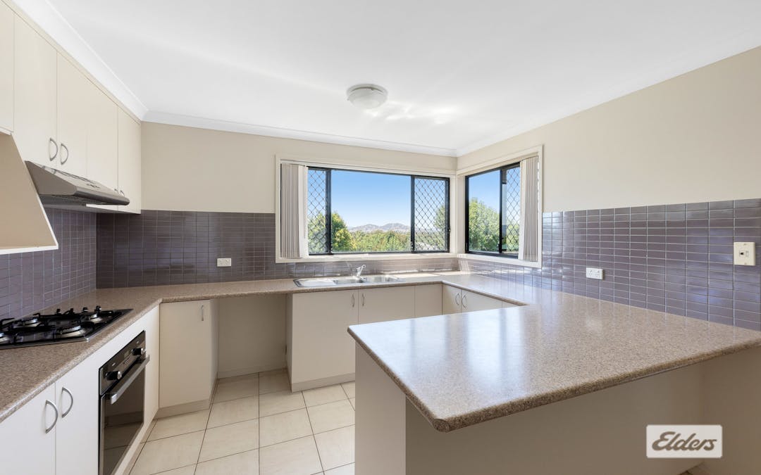 37 Firestone Way, Wodonga, VIC, 3690 - Image 2