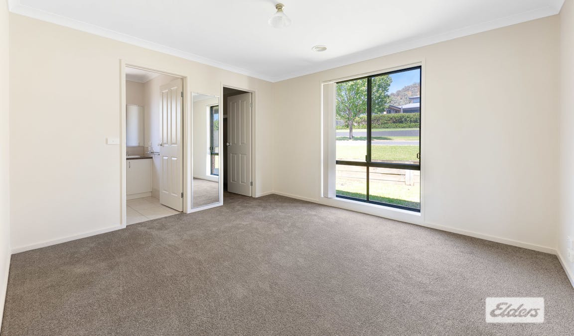 37 Firestone Way, Wodonga, VIC, 3690 - Image 7