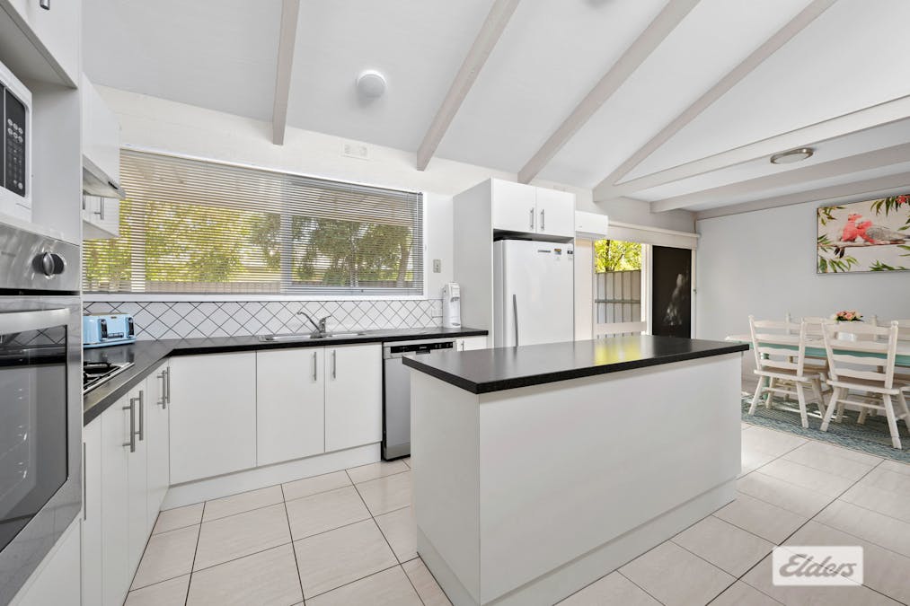 12 Gardner Street, Wodonga, VIC, 3690 - Image 2