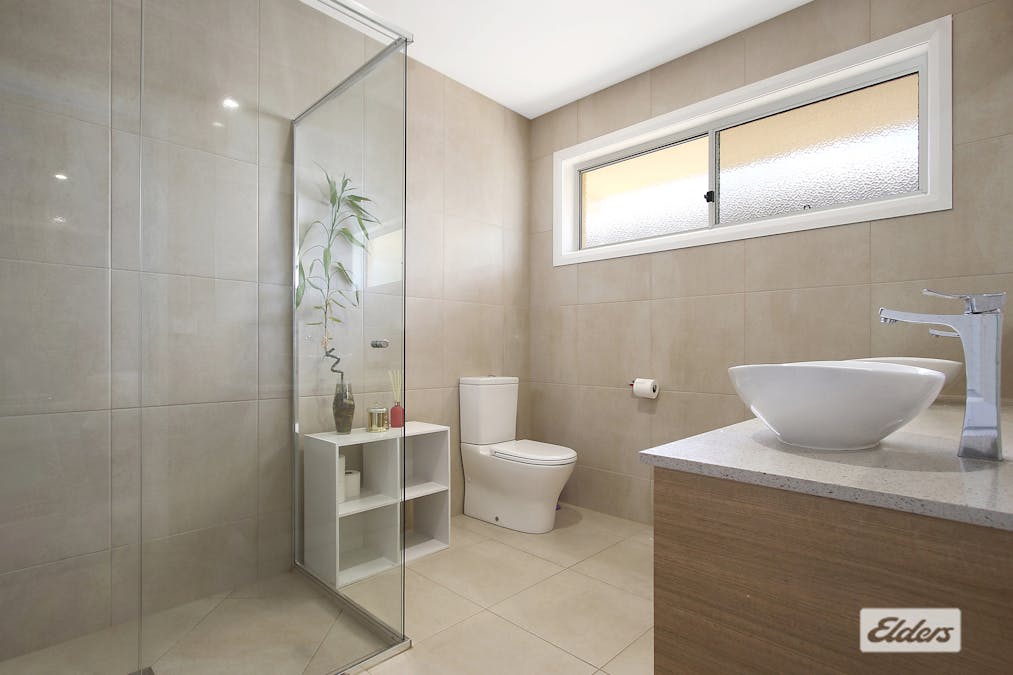 33 Brewer Street, West Wodonga, VIC, 3690 - Image 5
