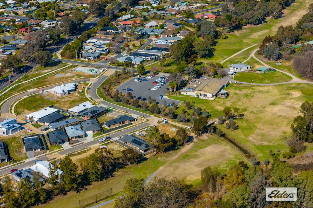 43 Ledbury Circuit, Wodonga, VIC, 3690 - Image 10