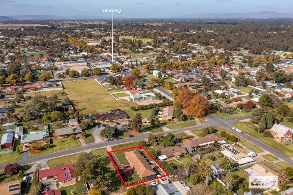 1&2/105 Hammer Street, Howlong, NSW, 2643 - Image 23