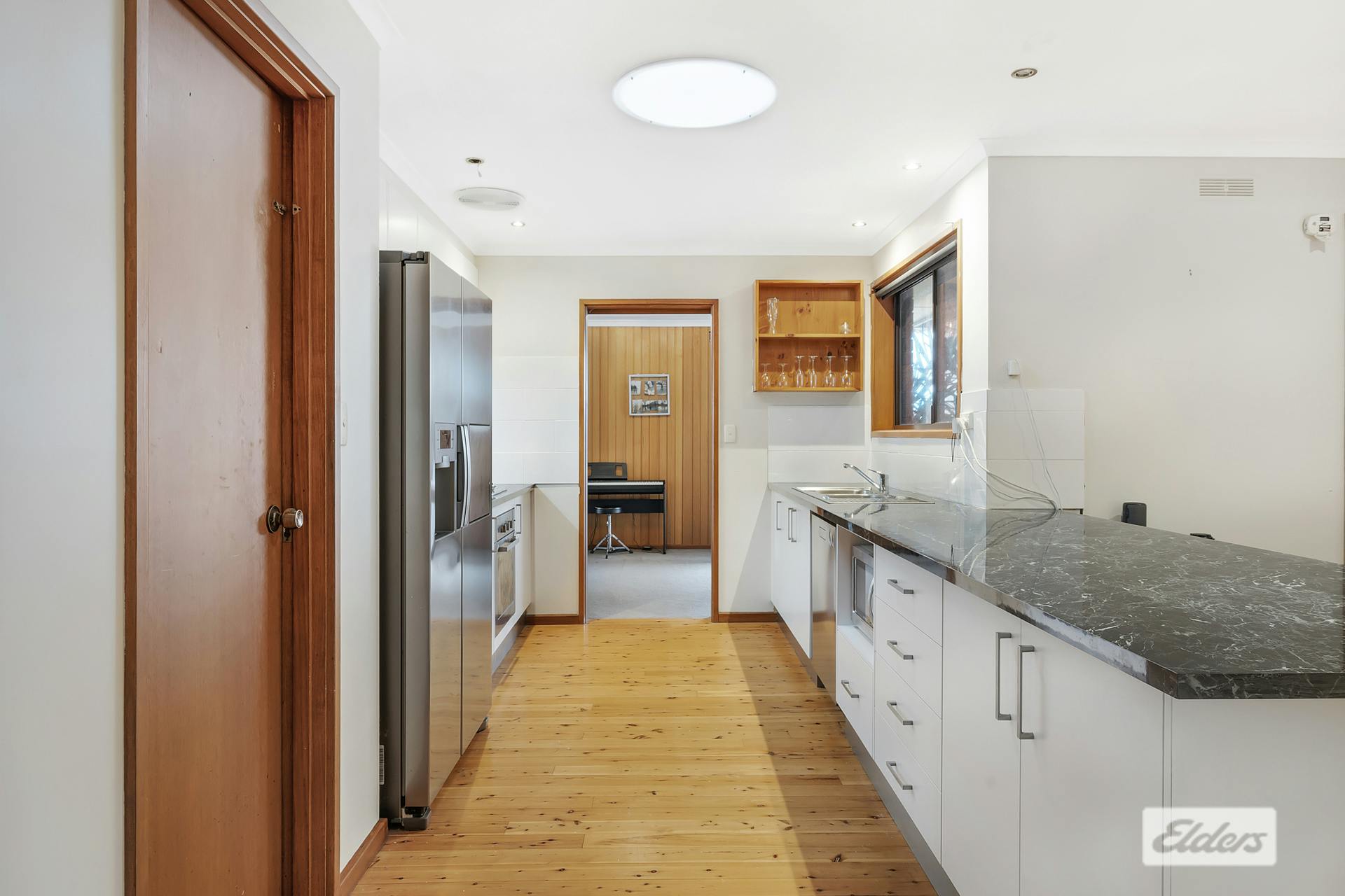 13 Sapphire Circuit, Wodonga, VIC, 3690 Sold Elders Real Estate