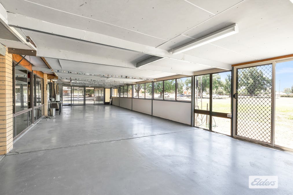 86 Sturt Street, Howlong, NSW, 2643 - Image 18