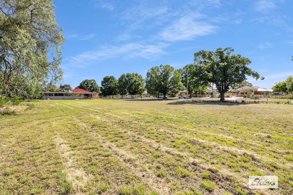 86 Sturt Street, Howlong, NSW, 2643 - Image 22