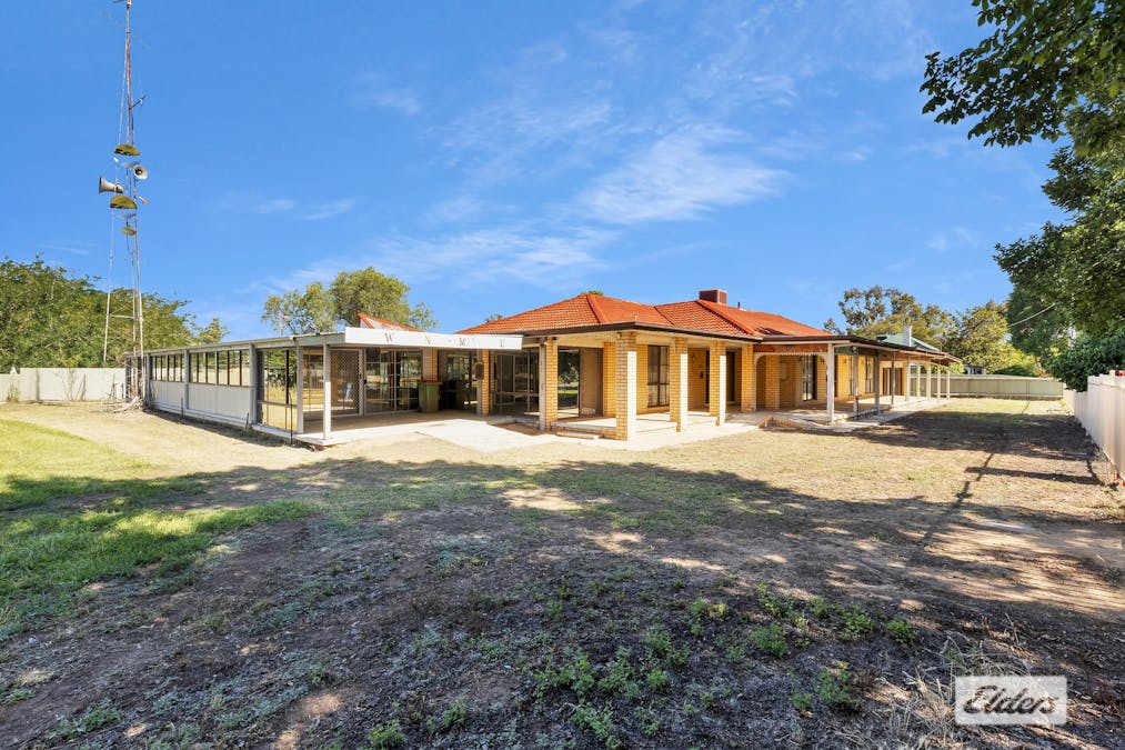 86 Sturt Street, Howlong, NSW, 2643 - Image 1