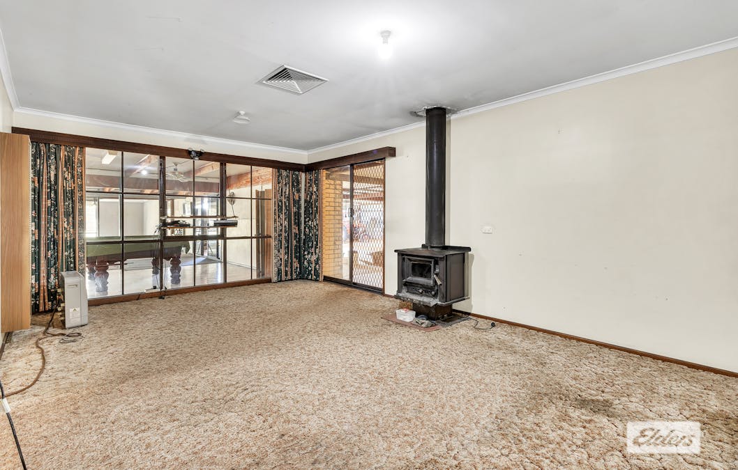 86 Sturt Street, Howlong, NSW, 2643 - Image 5