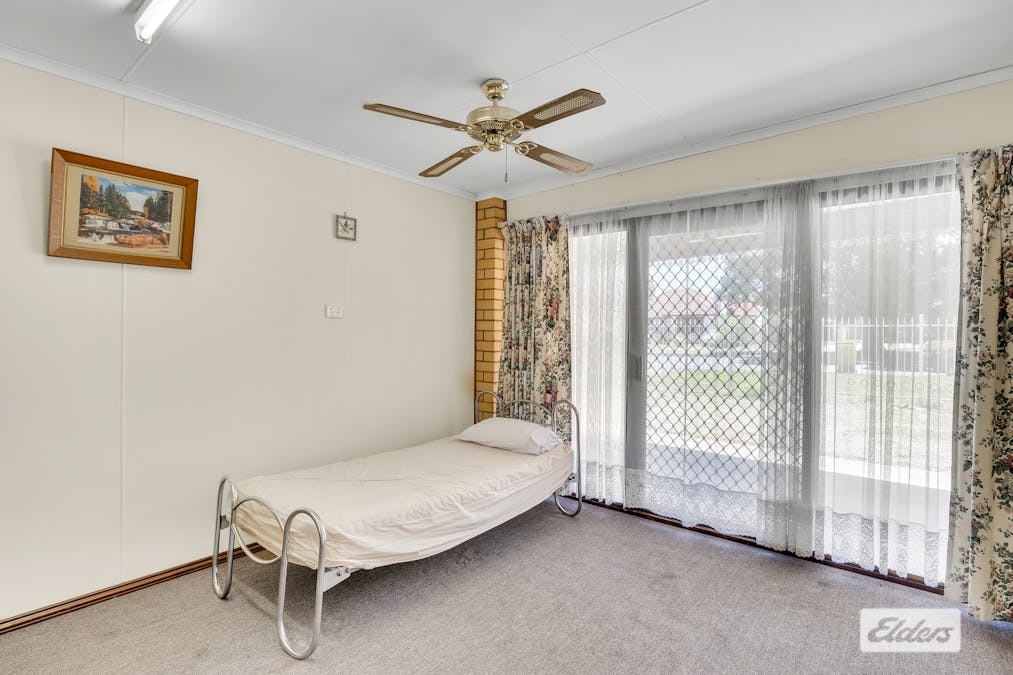 86 Sturt Street, Howlong, NSW, 2643 - Image 14