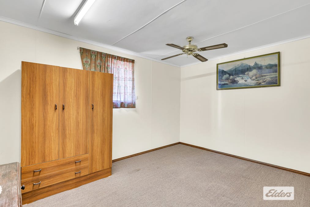 86 Sturt Street, Howlong, NSW, 2643 - Image 12