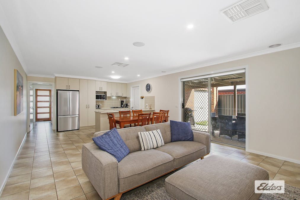 4 Jells Court, Wodonga, VIC, 3690 - Image 2