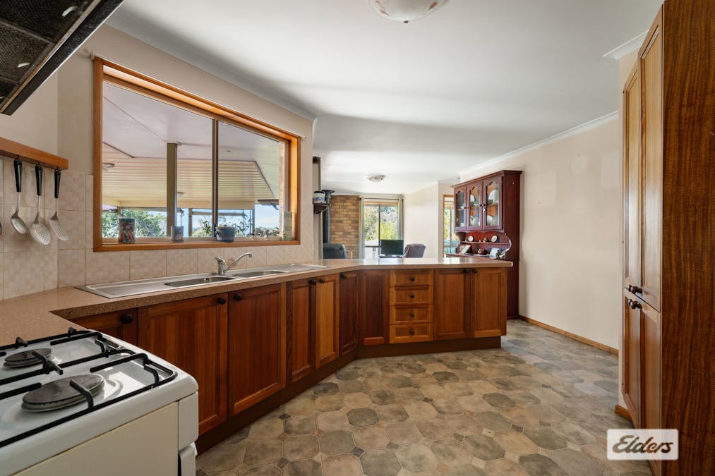 19 Myrtleford Yackandandah Road, Yackandandah, VIC, 3749 - Image 10