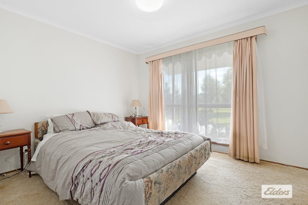 36 Larmer Street, Howlong, NSW, 2643 - Image 6