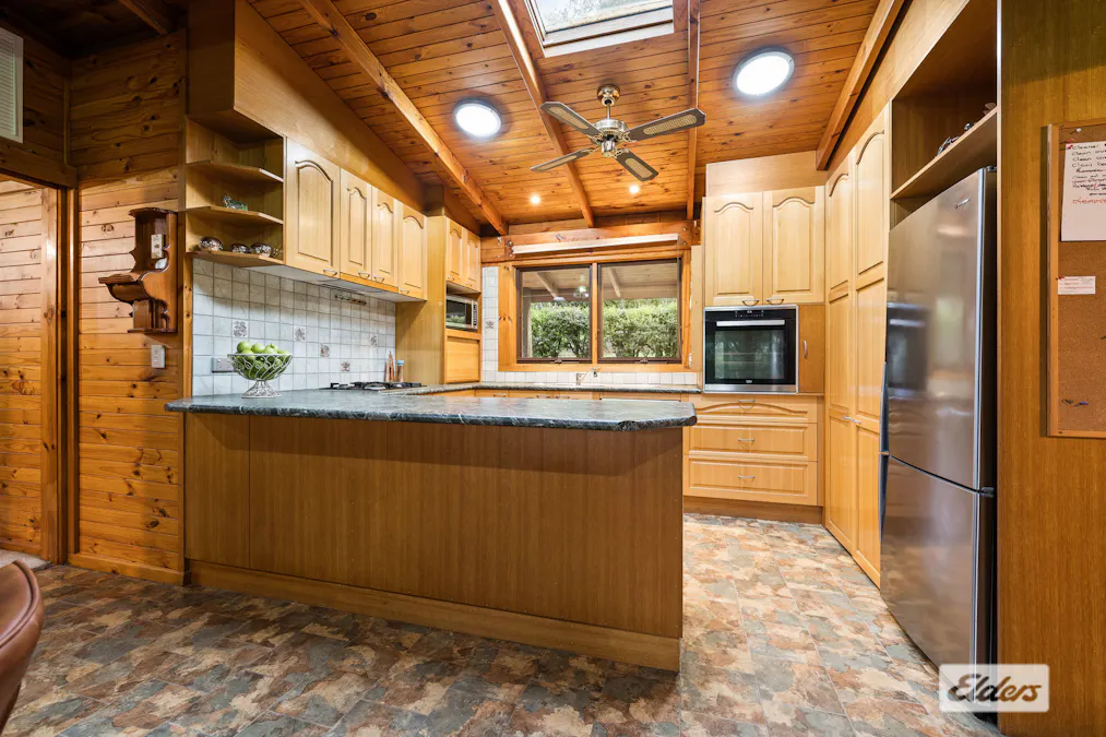 26 Barton Drive, Baranduda, VIC, 3691 - Image 3