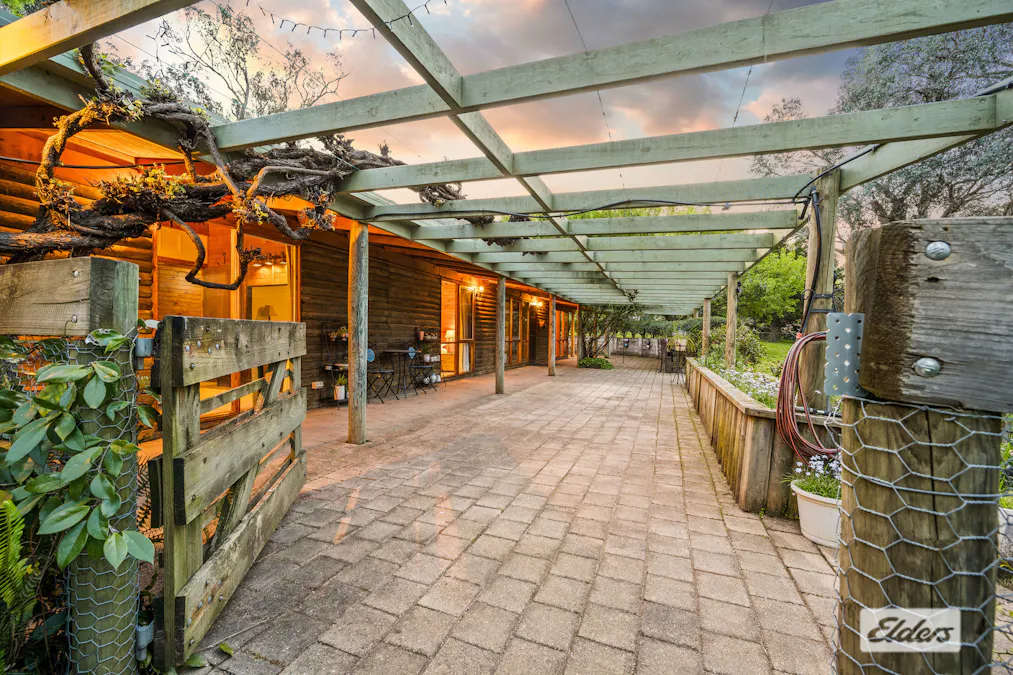 26 Barton Drive, Baranduda, VIC, 3691 - Image 15
