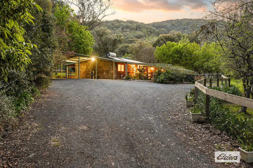 26 Barton Drive, Baranduda, VIC, 3691 - Image 1