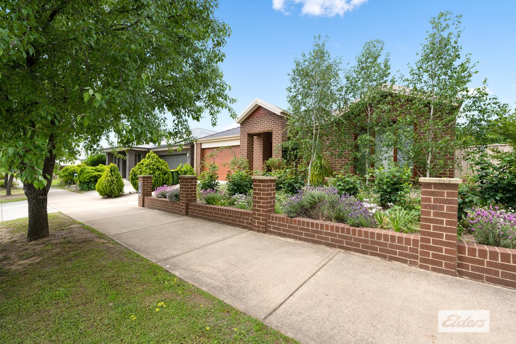 39 Victoria Cross Parade, Wodonga, VIC, 3690 - Image 1