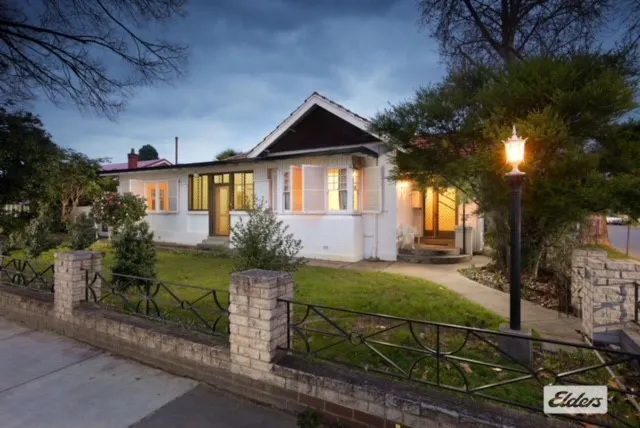 630 Kiewa Street — photo from Elders Real Estate Albury/Wodonga