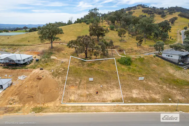 32 Starbush Road — photo from Elders Real Estate Albury/Wodonga