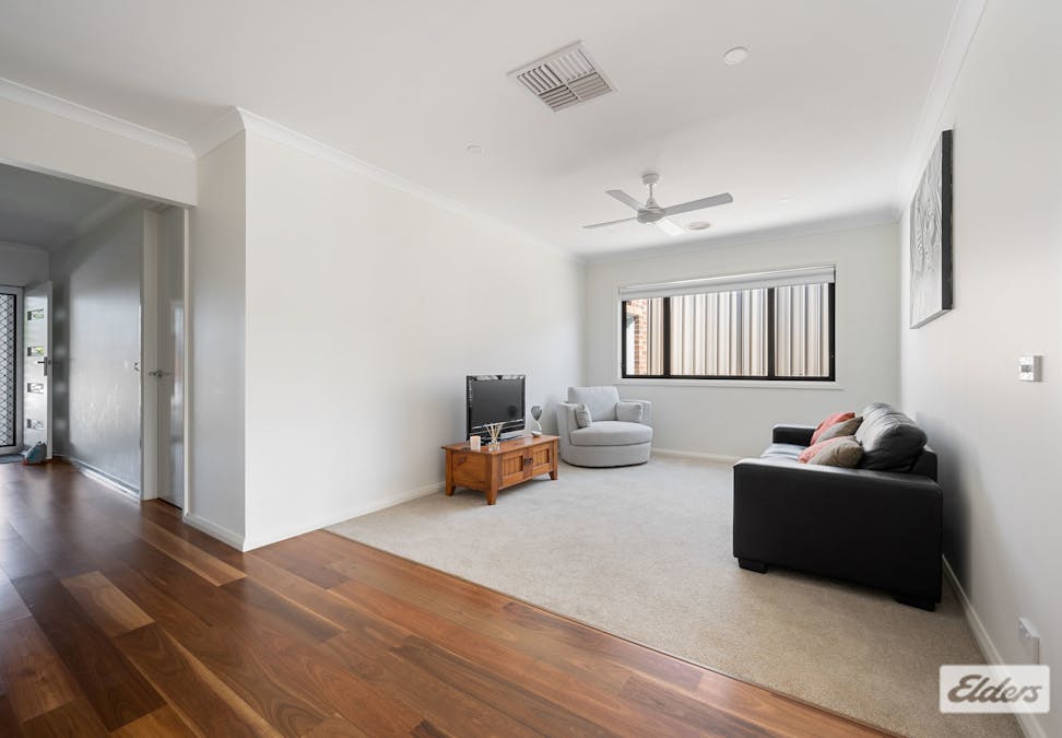 24 Jensen Crescent, Wodonga, VIC, 3690 - Image 12