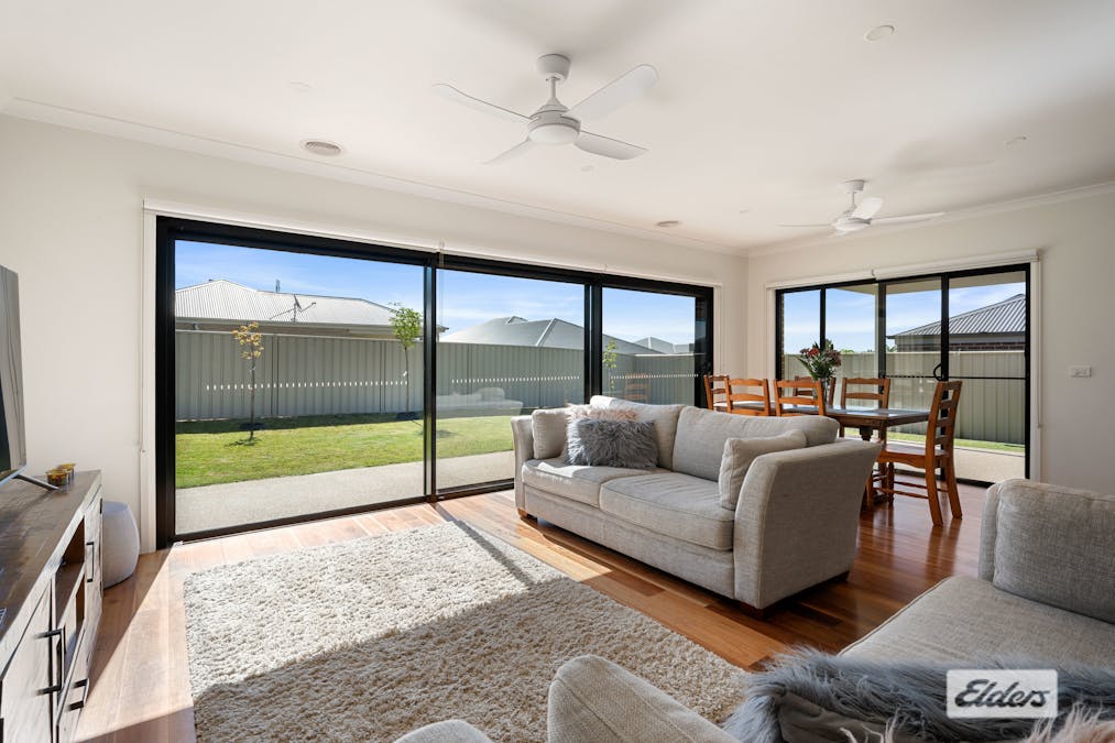 24 Jensen Crescent, Wodonga, VIC, 3690 - Image 9