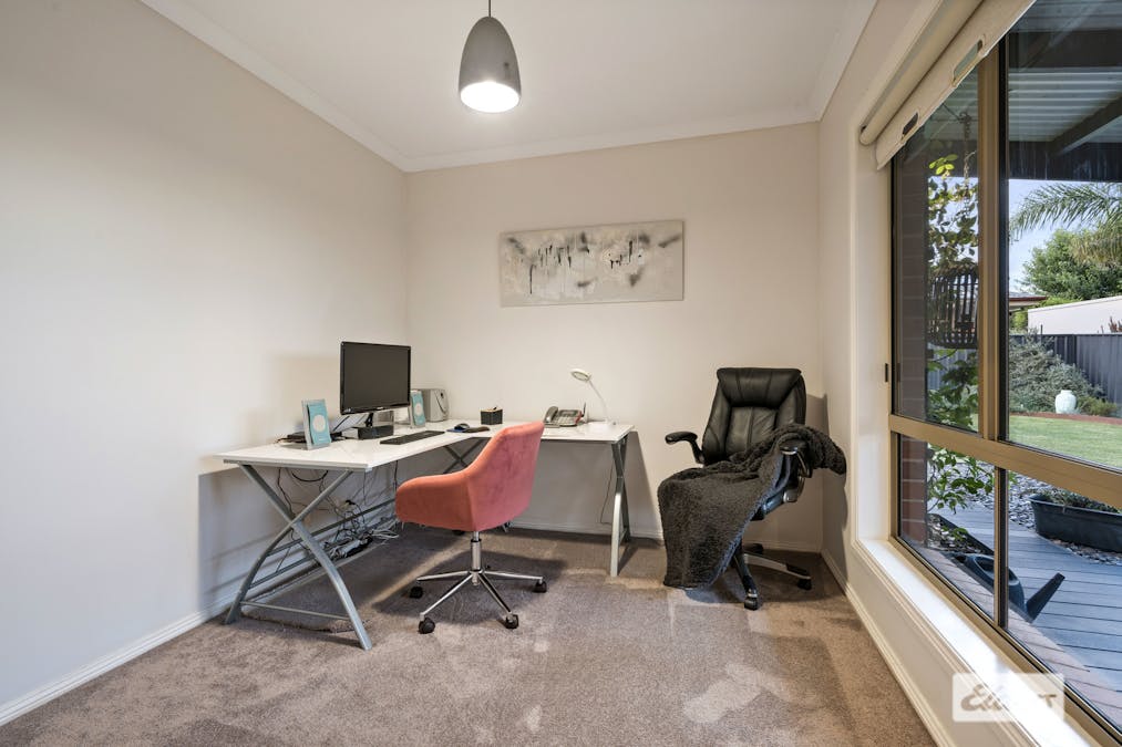 2 Emily Court, Howlong, NSW, 2643 - Image 18