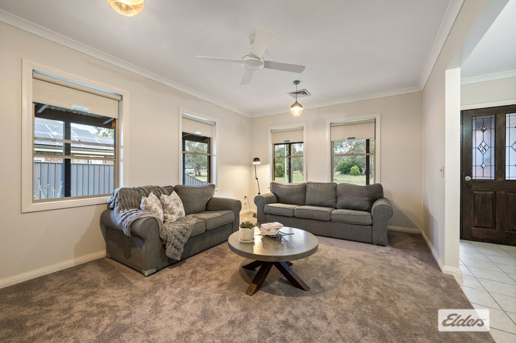 2 Emily Court, Howlong, NSW, 2643 - Image 12