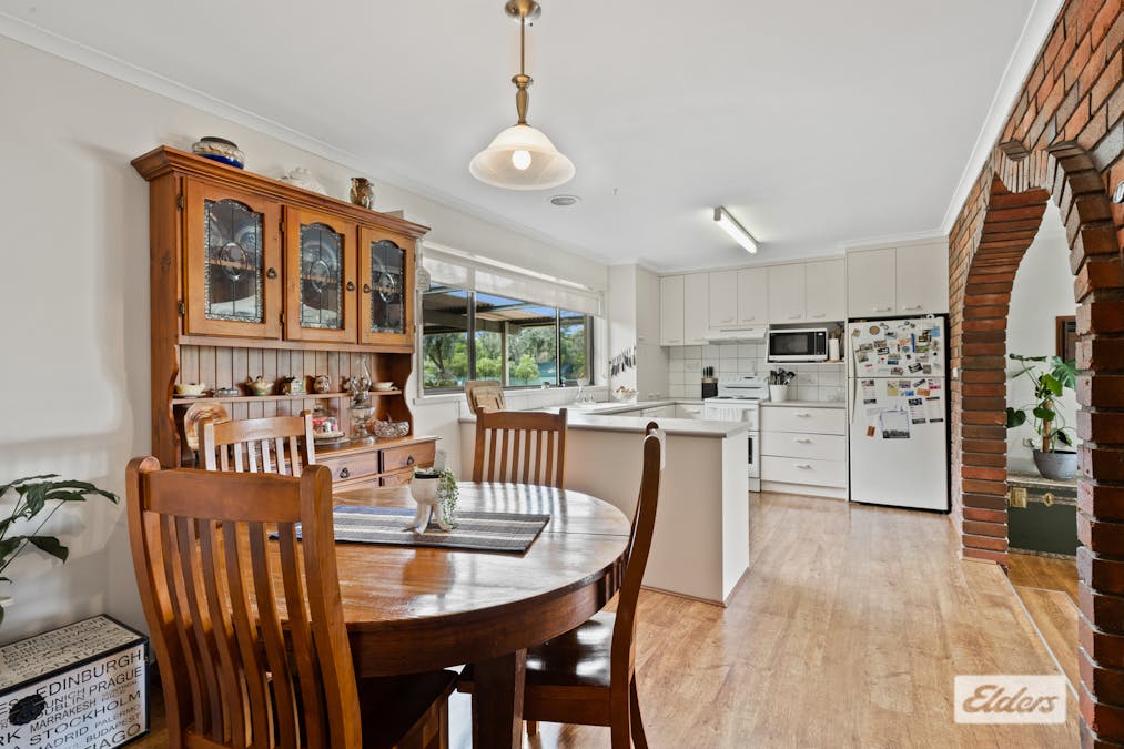 15 Pell Street, Howlong, NSW, 2643 - Image 5