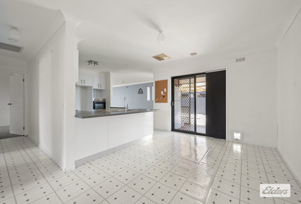 2 Bruce Street, Wodonga, VIC, 3690 - Image 3