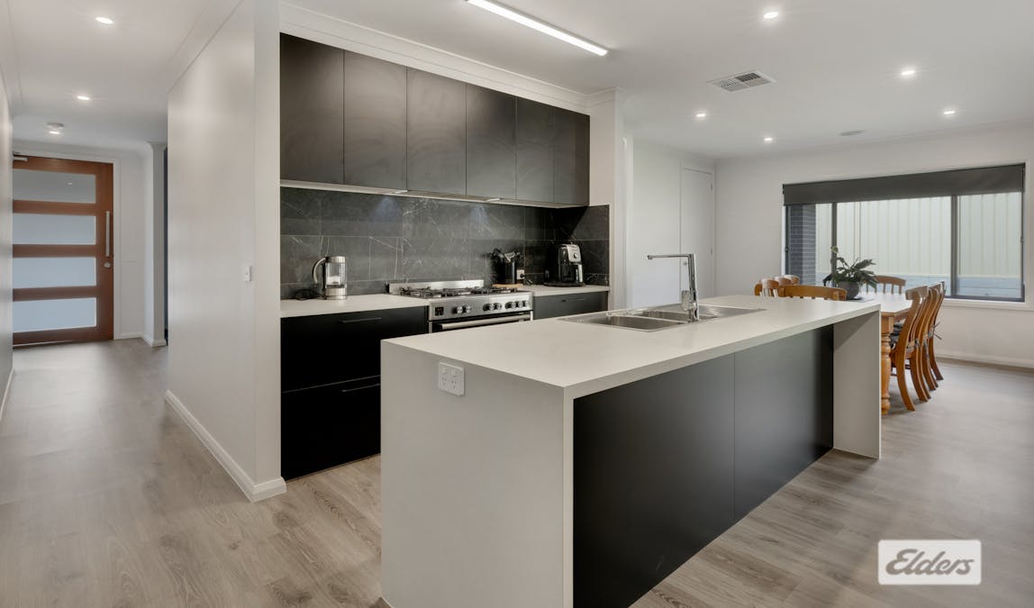 45 Harry Crescent, Hamilton Valley, NSW, 2641 - Image 4