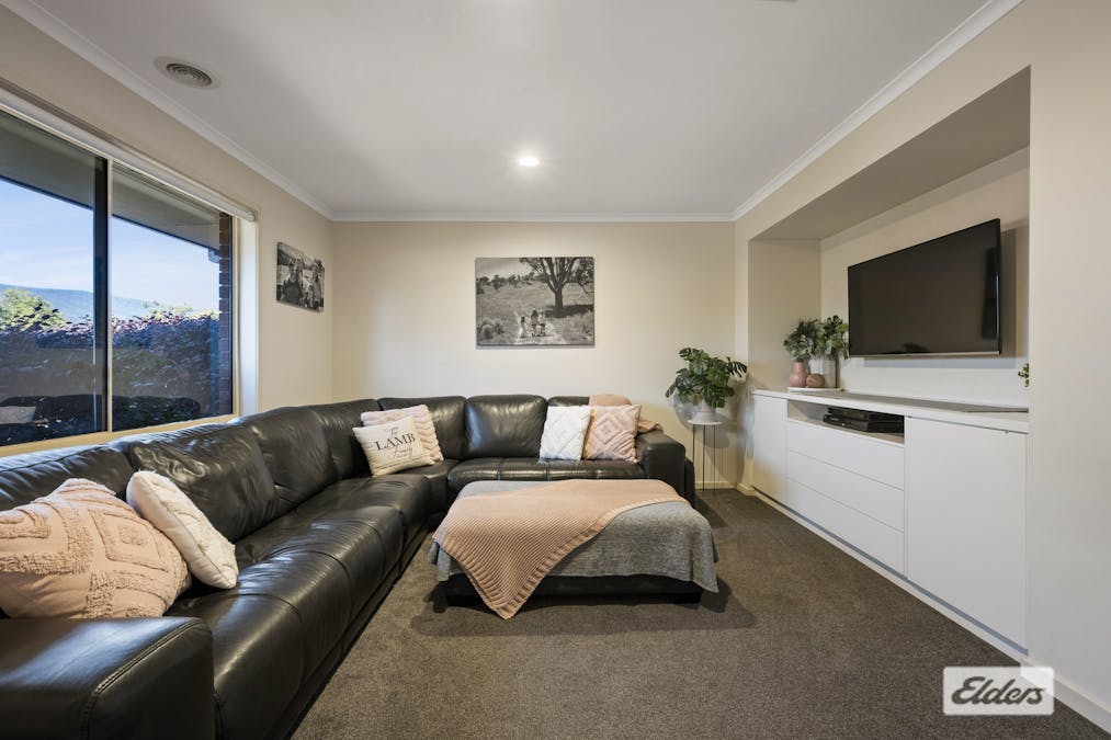 13 Kiewa Valley Court, Tangambalanga, VIC, 3691 - Image 7