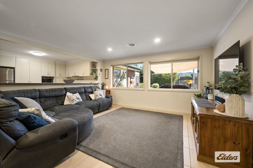 13 Kiewa Valley Court, Tangambalanga, VIC, 3691 - Image 5