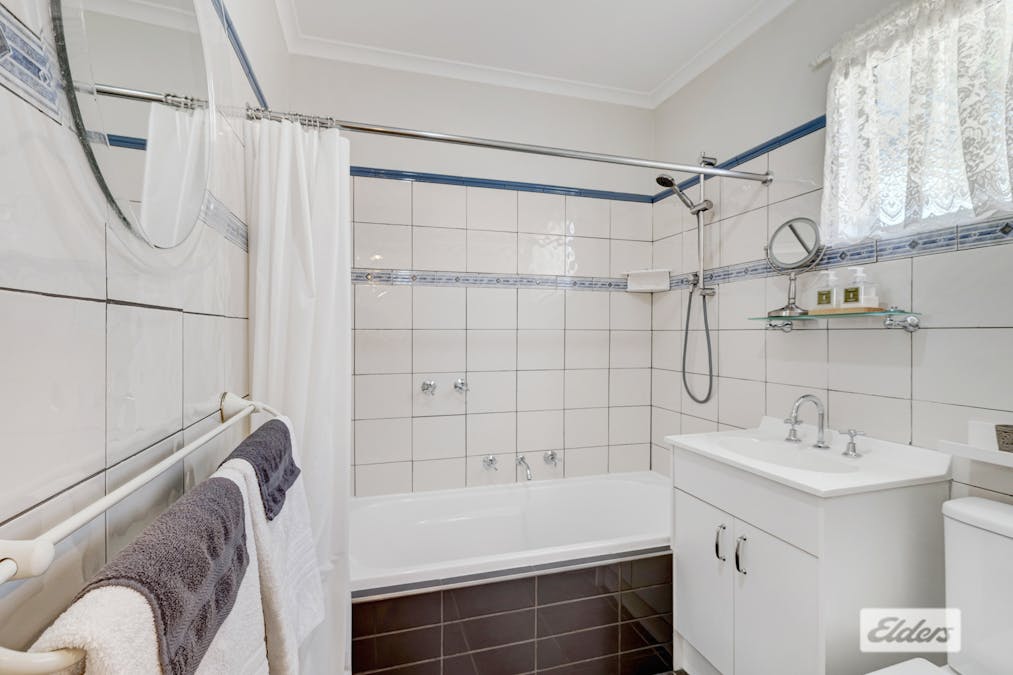 13 Russell Street, Howlong, NSW, 2643 - Image 11