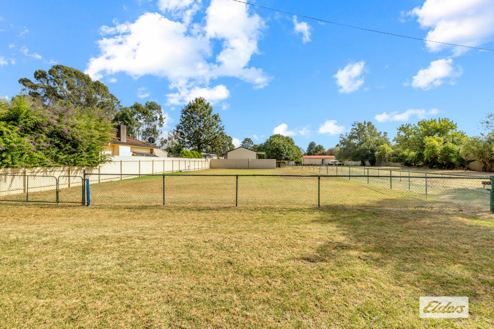 13 Russell Street, Howlong, NSW, 2643 - Image 16