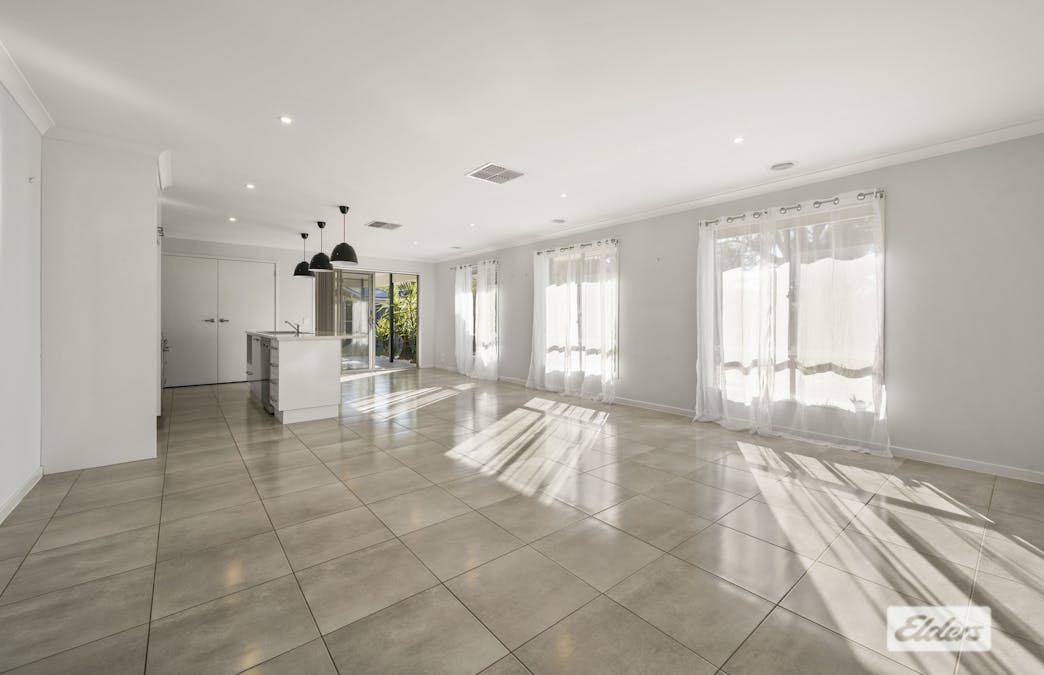 21 Rooney Avenue, Killara, VIC, 3691 - Image 6
