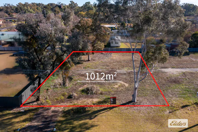 127 & 129 Hammer Street — photo from Elders Real Estate Albury/Wodonga