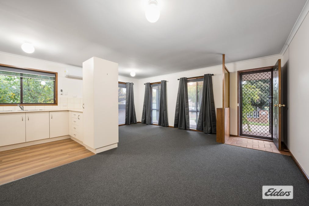 1&2/1 Kambora Court, Lavington, NSW, 2641 - Image 4