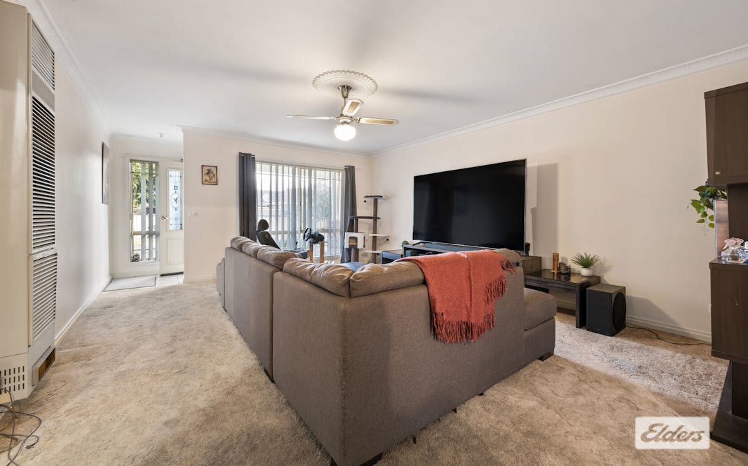 2/496 Kemp Street, Lavington, NSW, 2641 - Image 3